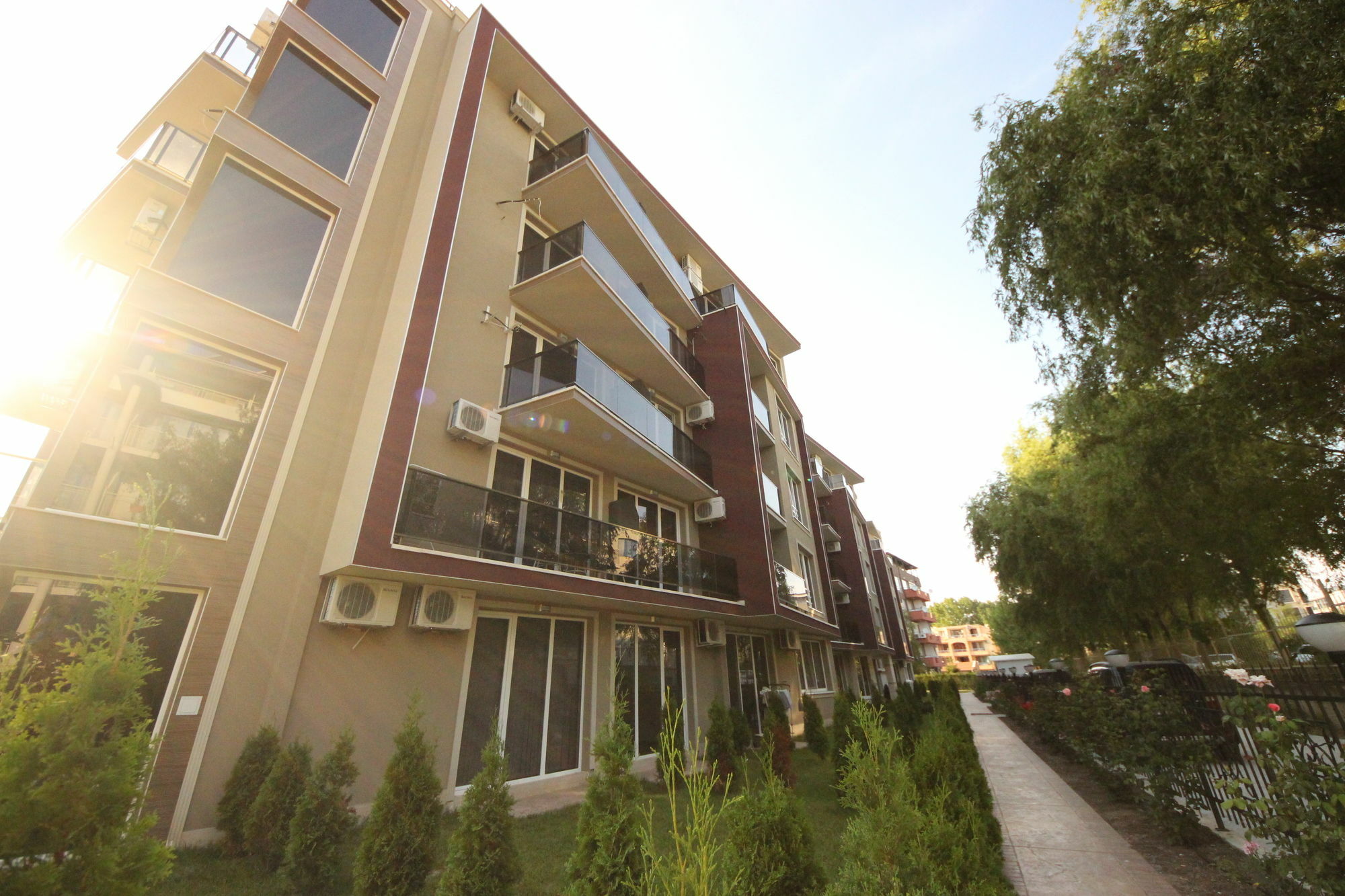 Vip Park Holiday Apartments Солнечный берег Экстерьер фото